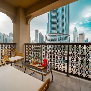 Durrani Homes - Glam Living Besides Mall- 2br With Study Third Converted شقة